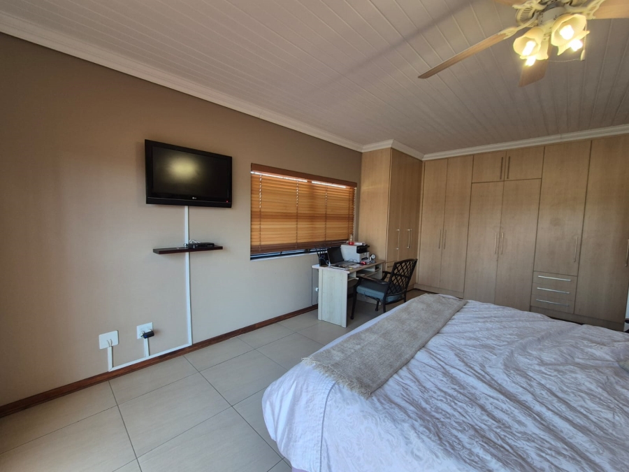 3 Bedroom Property for Sale in Vaal de Grace Golf Estate North West